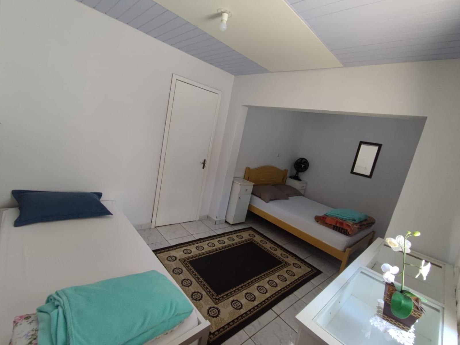 Hostel Inn Lago 瓜拉普阿瓦 外观 照片