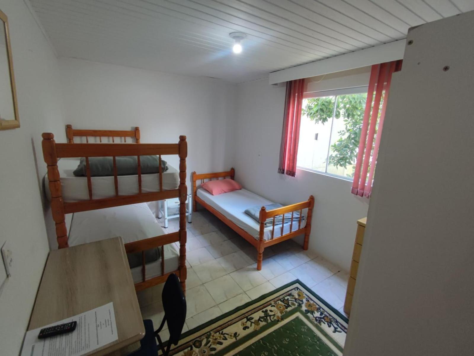 Hostel Inn Lago 瓜拉普阿瓦 外观 照片